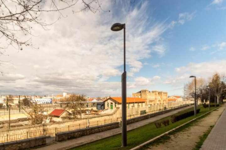 Ferrobus Apartamento Zamora Exterior foto